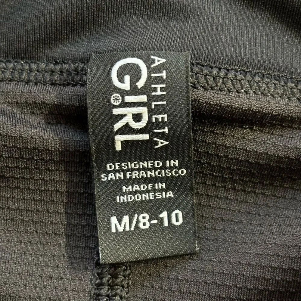 Athleta reposhing this